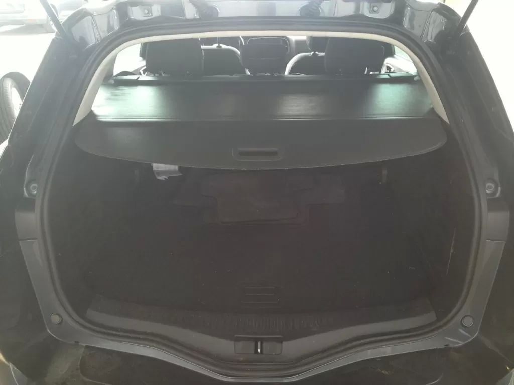 renault-megane-sport-tourer-2020-diesel-1461cc