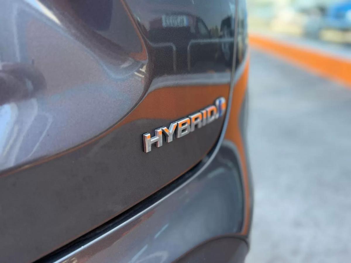 toyota-yaris-cross-2022-hibrido-a-gasolina-1490cc