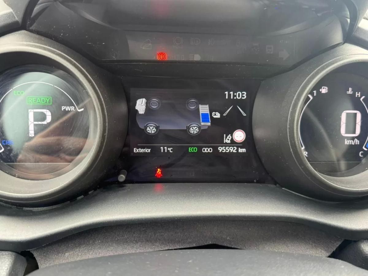 toyota-yaris-cross-2022-hibrido-a-gasolina-1490cc