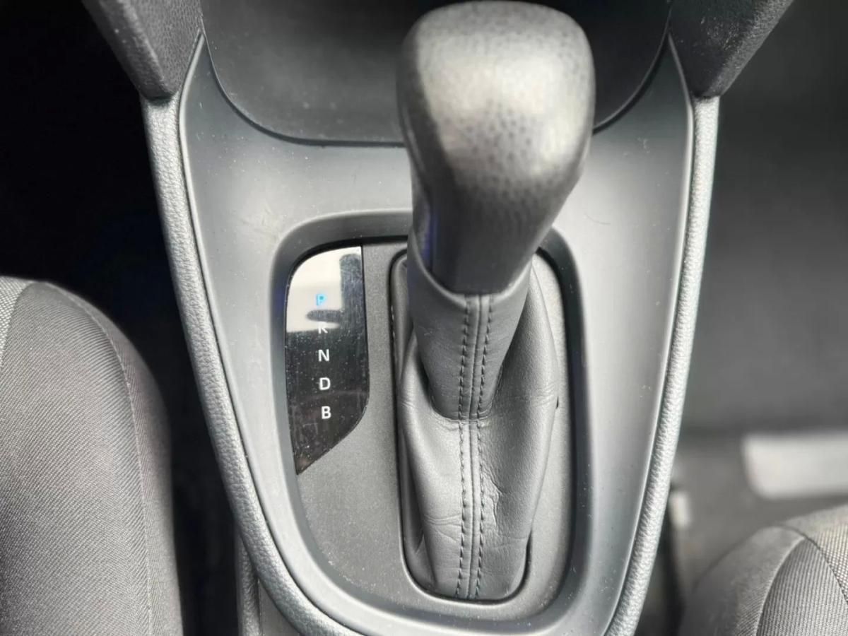 toyota-yaris-cross-2022-hibrido-a-gasolina-1490cc
