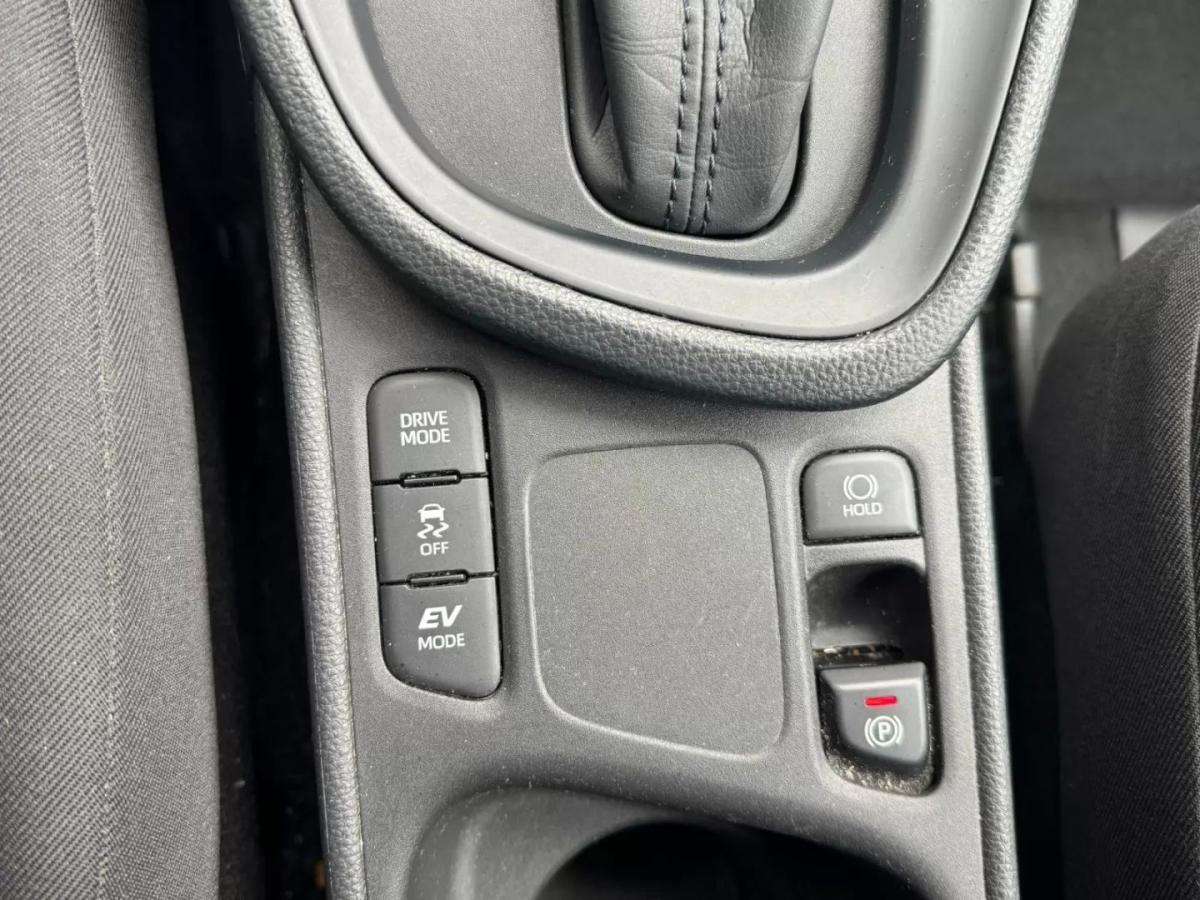 toyota-yaris-cross-2022-hibrido-a-gasolina-1490cc