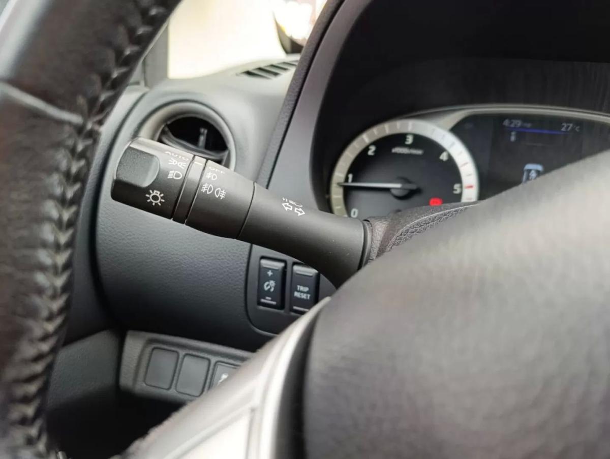 nissan-navara-2021-diesel-2298cc