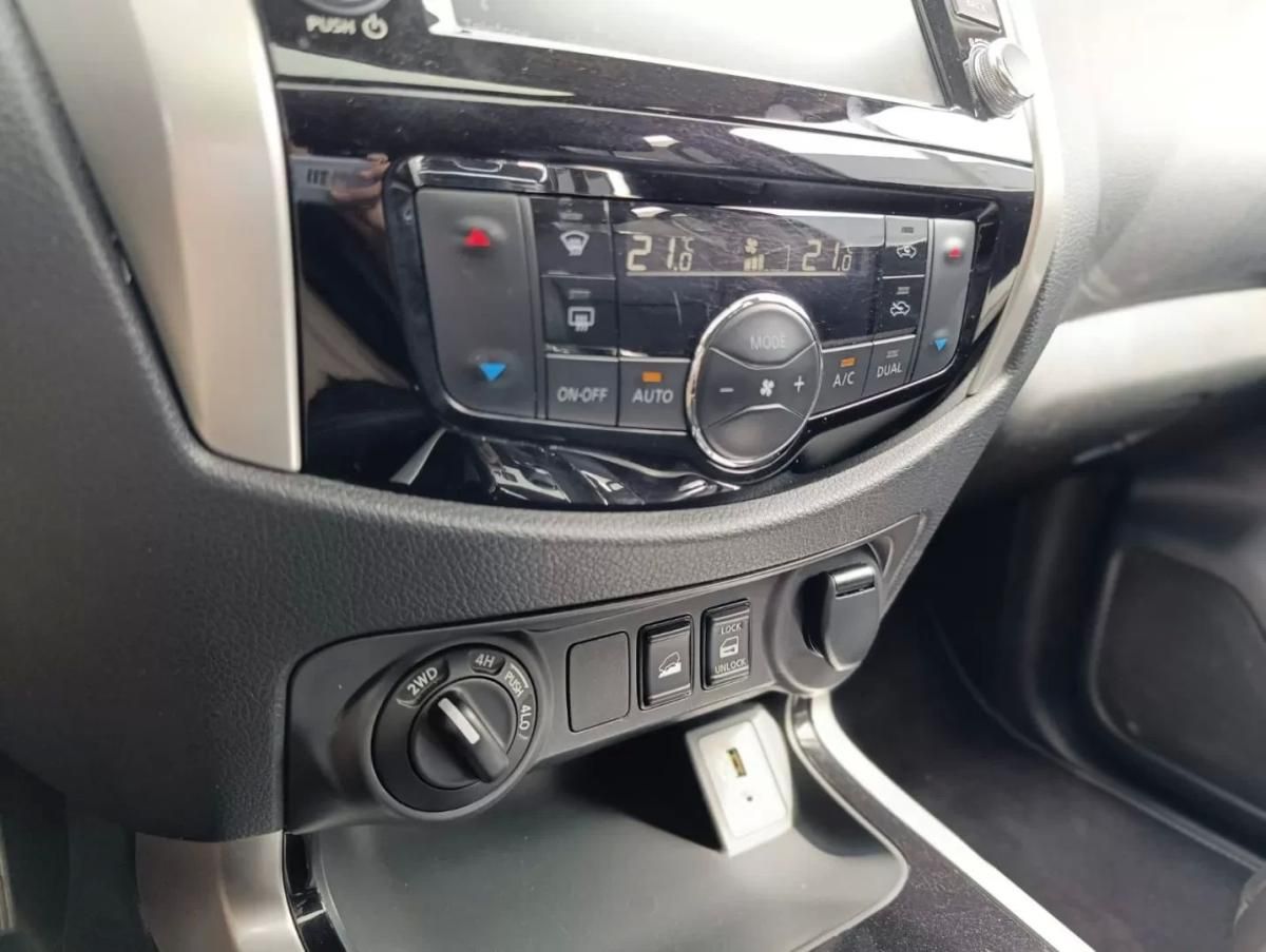 nissan-navara-2021-diesel-2298cc