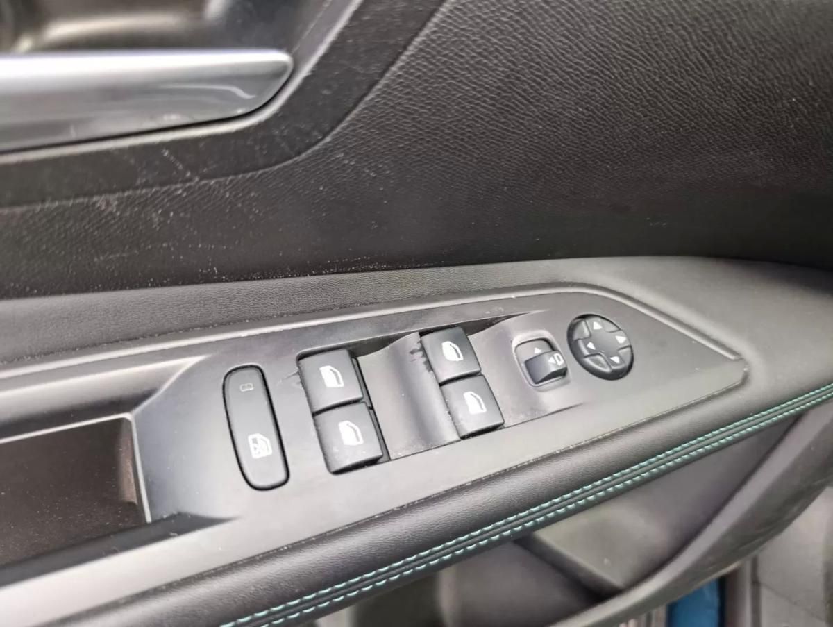 peugeot-3008-2021-hibrido-1598cc