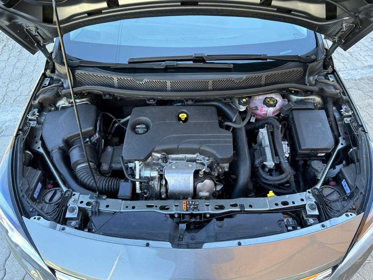 opel-astra-2019-gasolina-1000cc