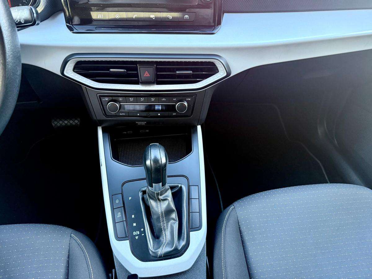 seat-arona-2022-gasolina-999cc