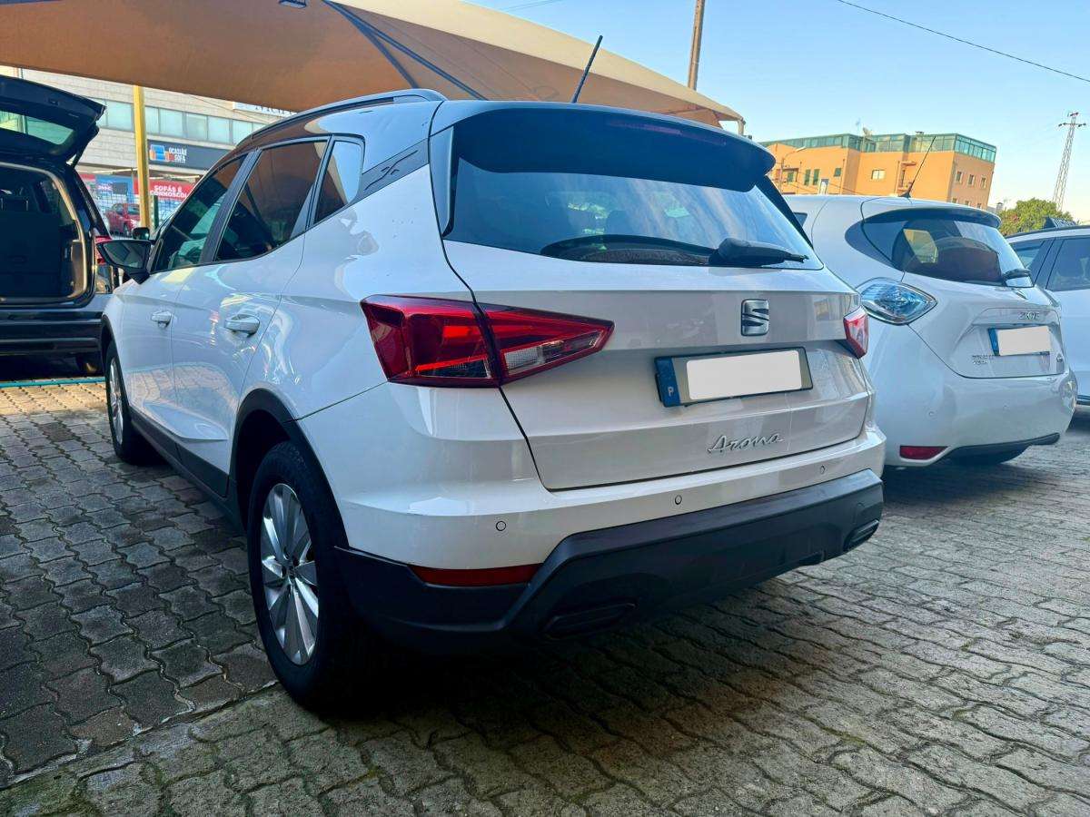 seat-arona-2022-gasolina-999cc