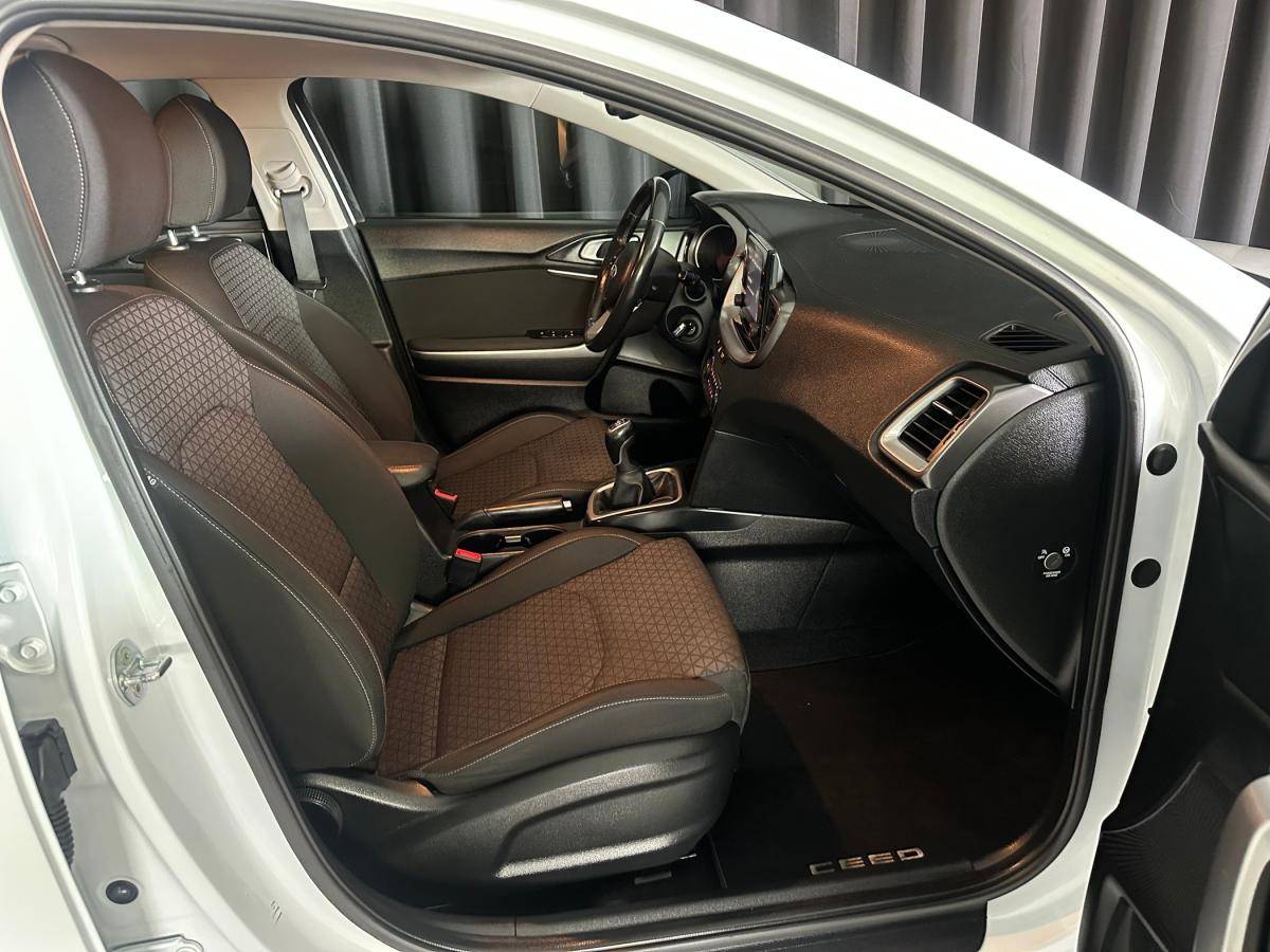 kia-ceed-2021-gasolina-998cc