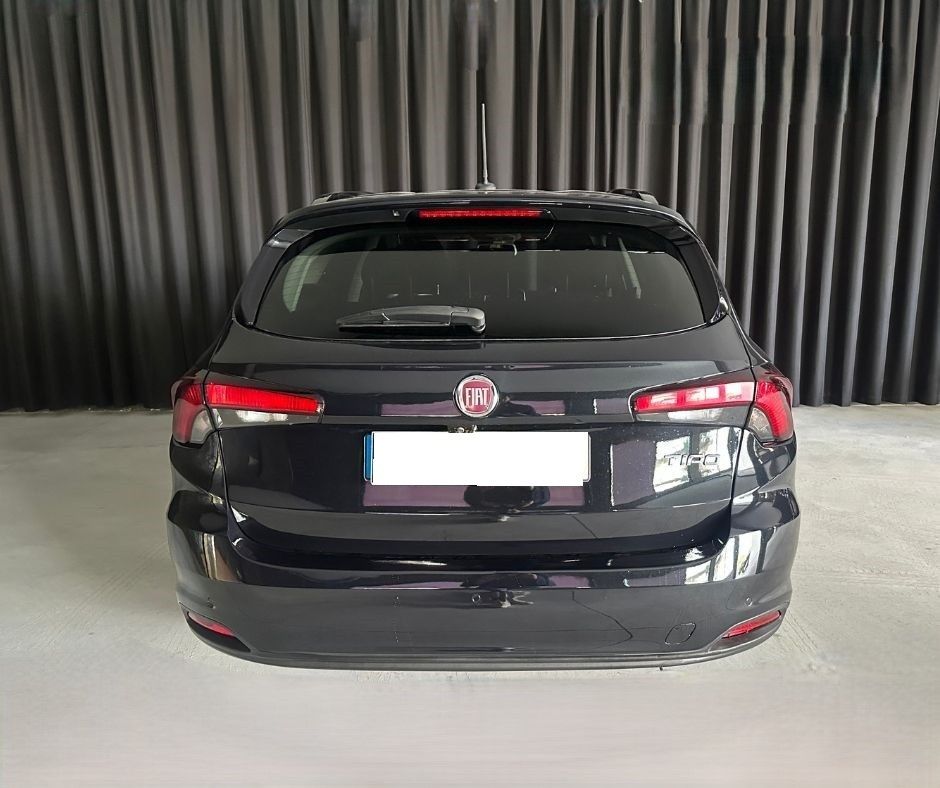 fiat-tipo-station-wagon-2018-diesel-1248cc