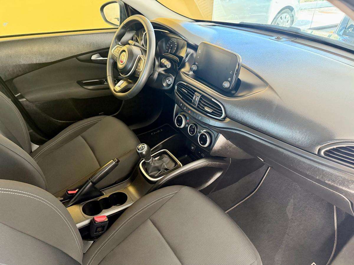 fiat-tipo-station-wagon-2019-gasolina-1248cc