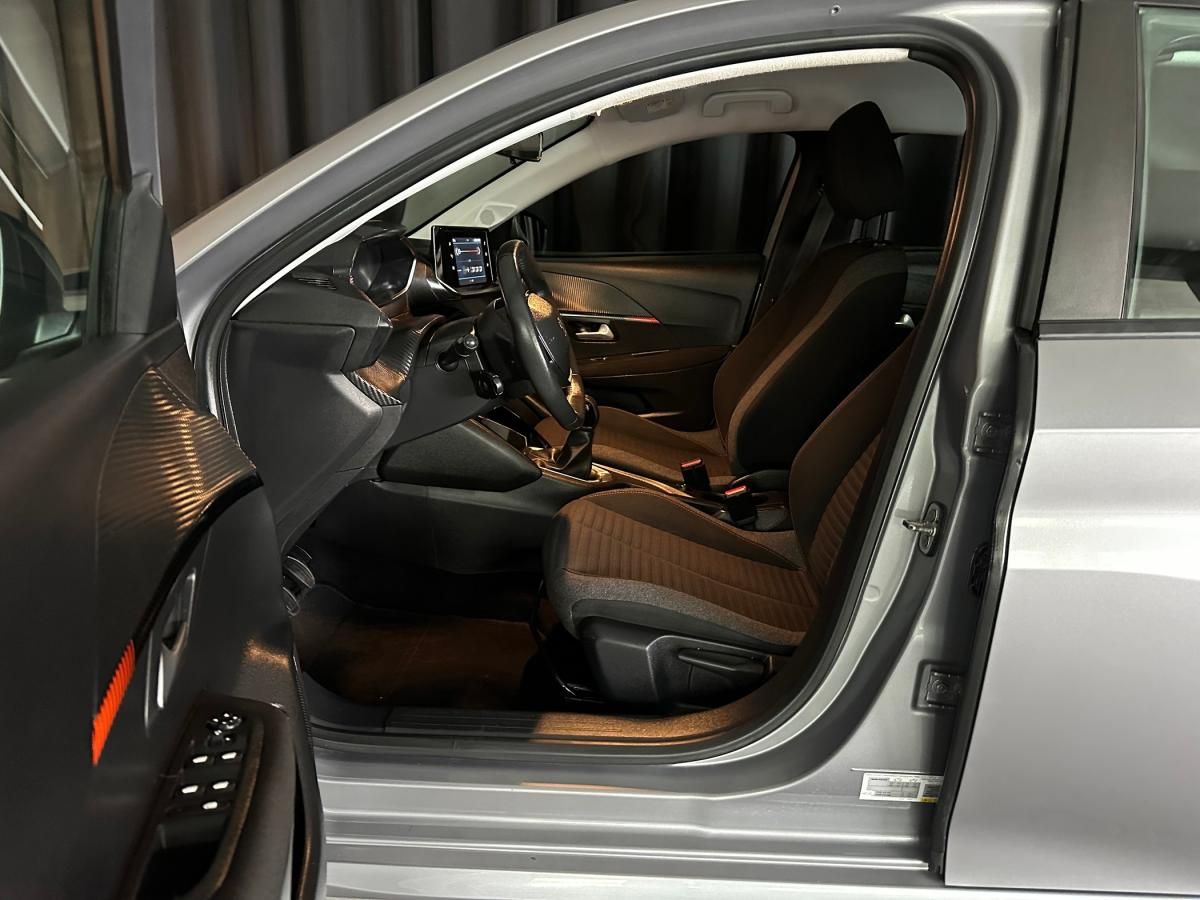 peugeot-208-2022-gasolina-1000cc