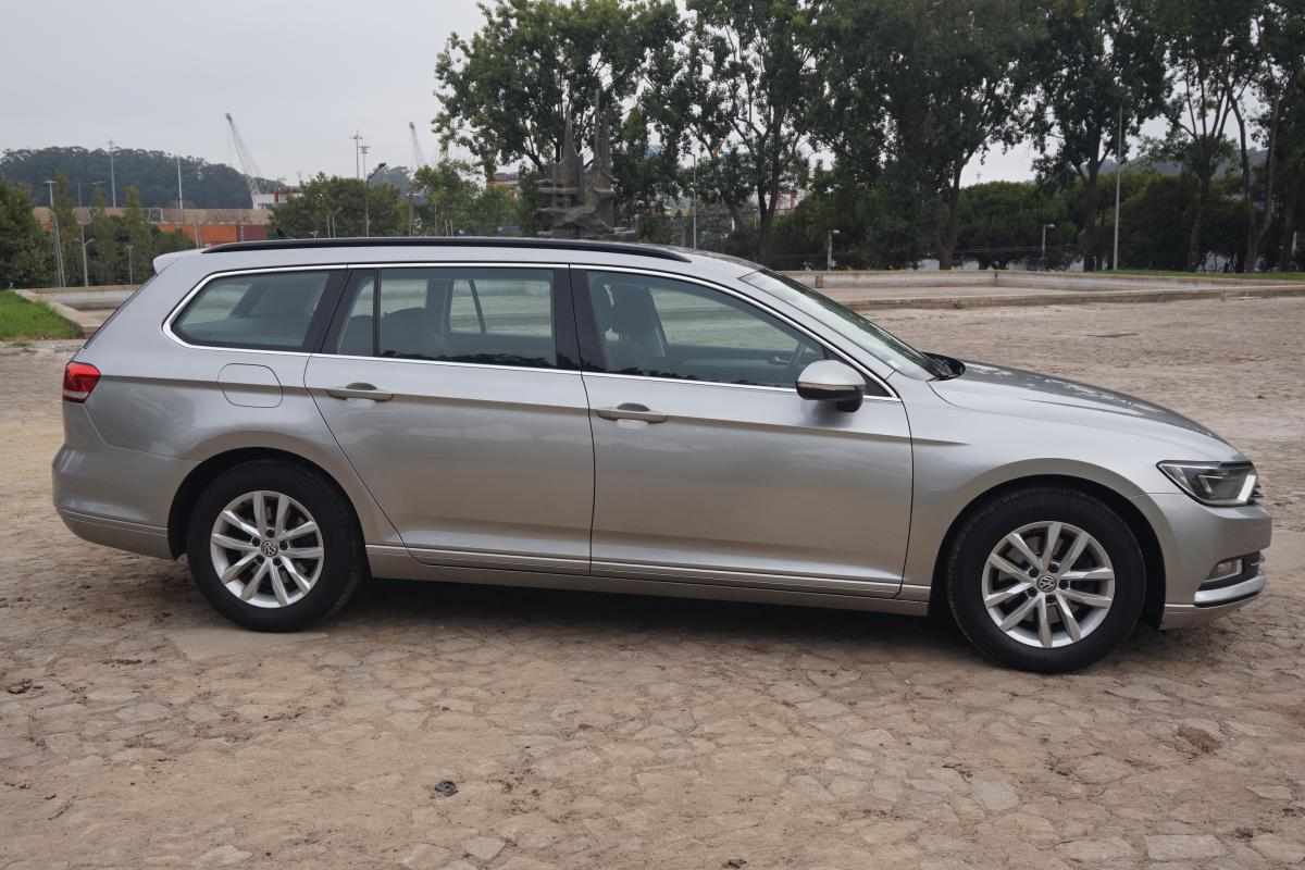 volkswagen-passat-variant-1-6-2015-diesel-1598cc