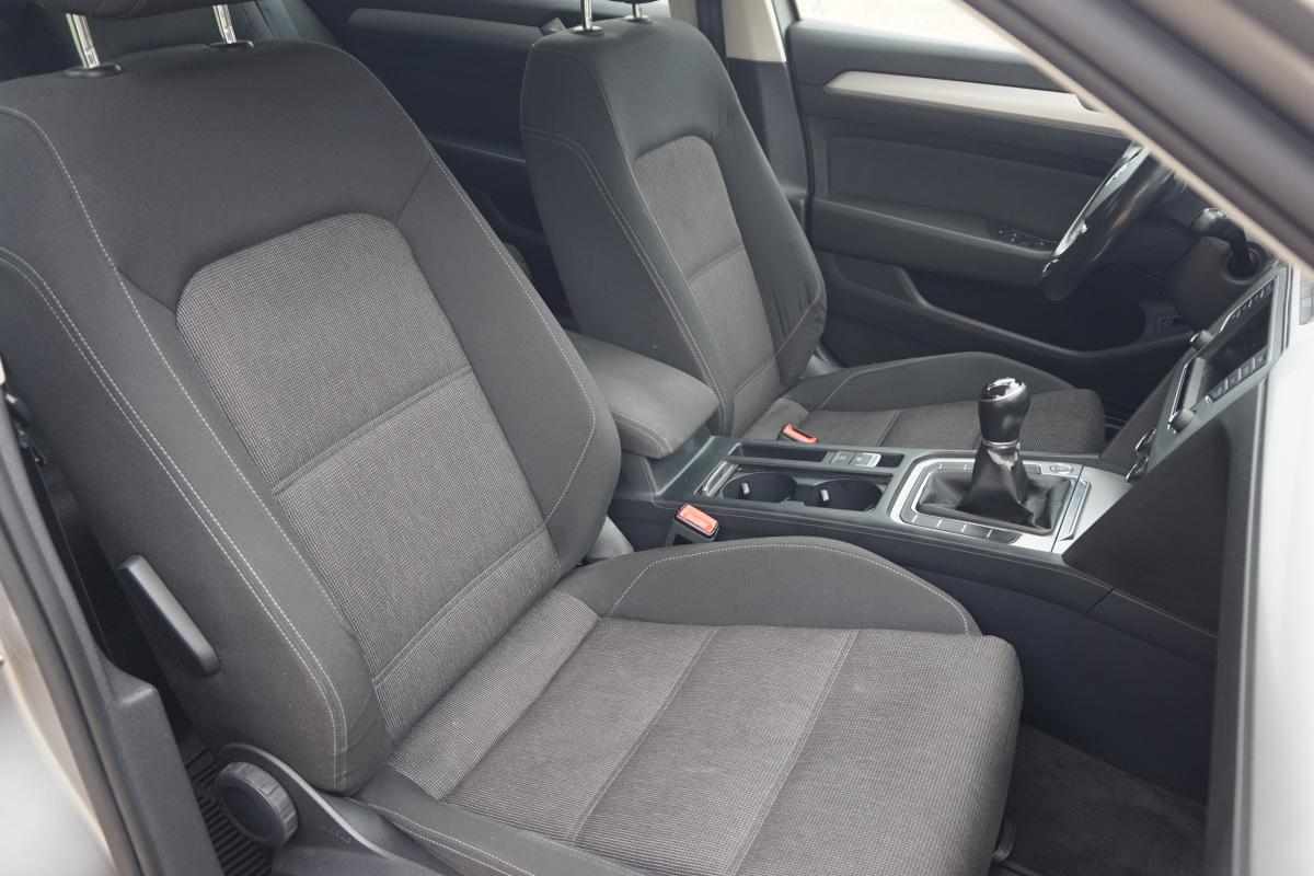 volkswagen-passat-variant-1-6-2015-diesel-1598cc