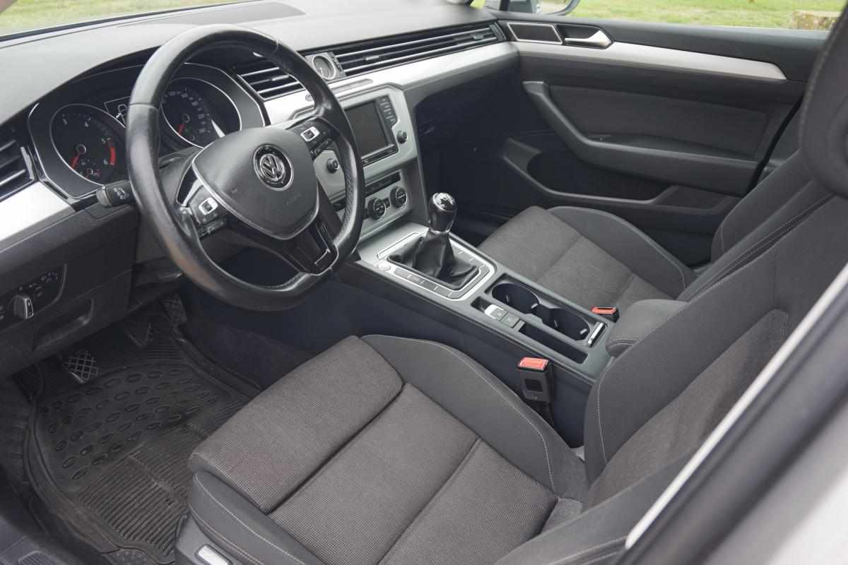 volkswagen-passat-variant-1-6-2015-diesel-1598cc