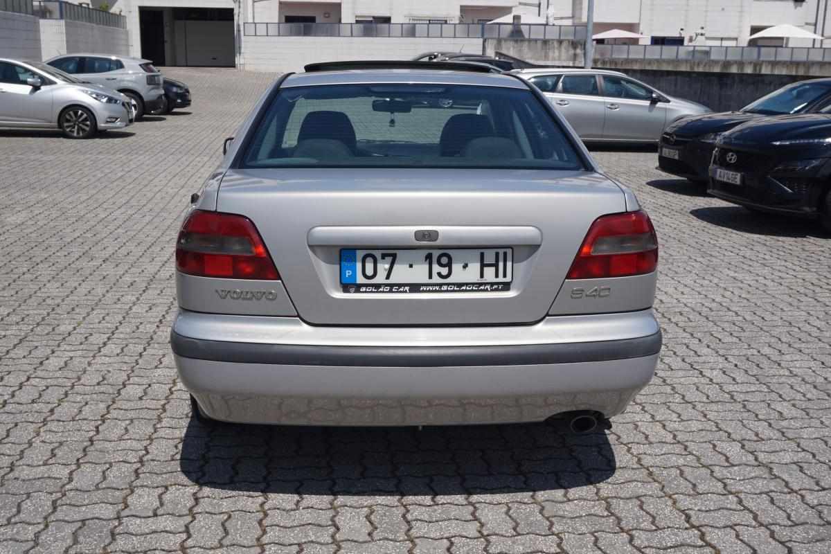 volvo-s40-1-7-116cv-1996-gasolina-1731cc