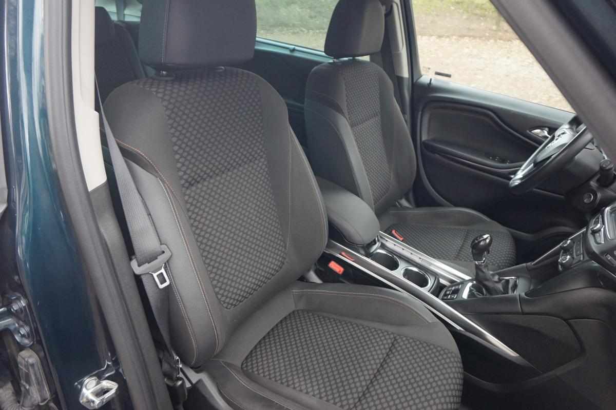 opel-zafira-1-6-cdti-2018-diesel-1598cc