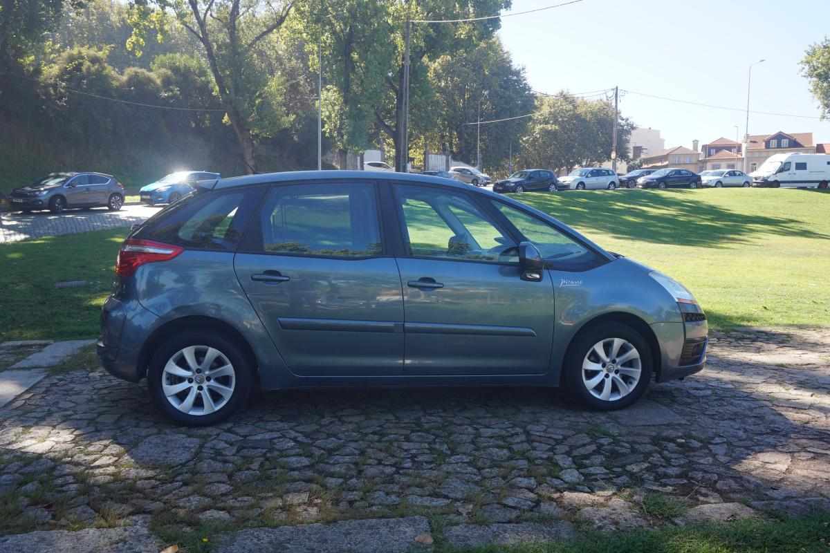 citroen-c4-picasso-1-6-hdif-2010-diesel-1560cc