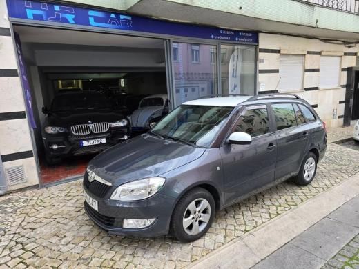 skoda-fabia-break-2012-diesel-1199cc