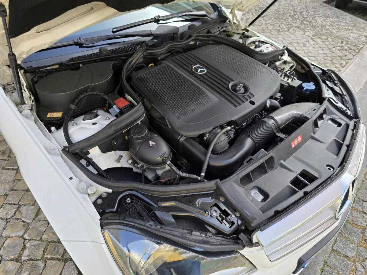 mercedes-benz-classe-c-2012-diesel-2143cc