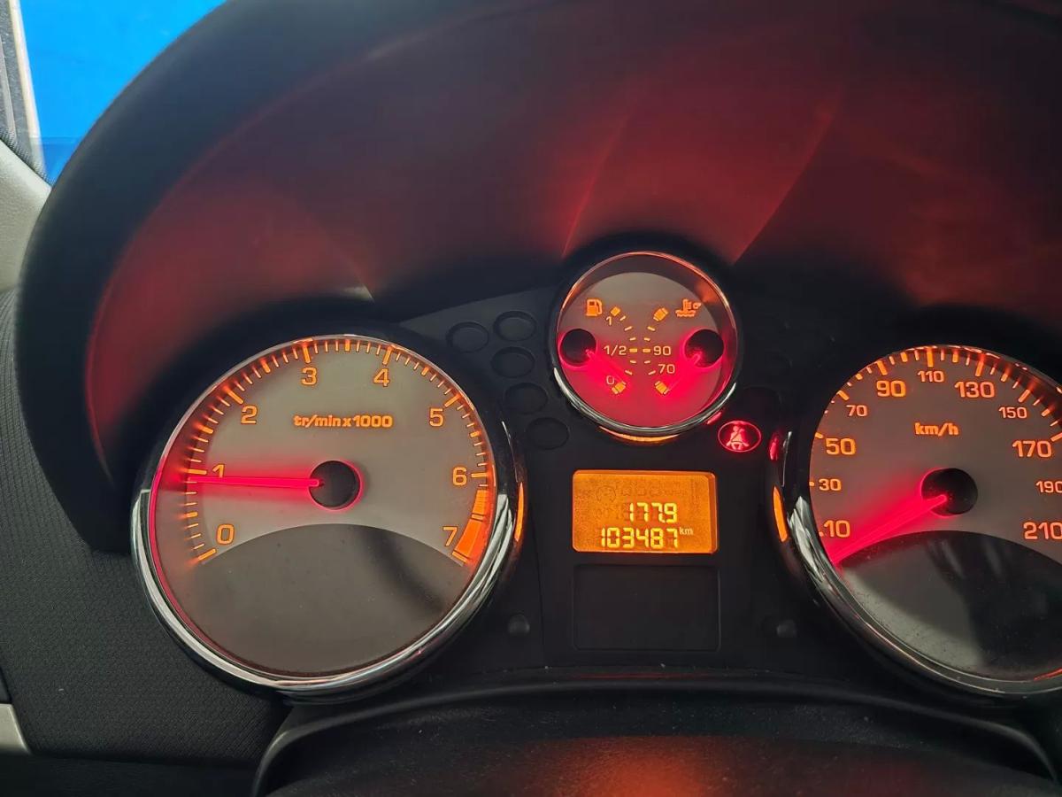 peugeot-207-2012-gasolina-1360cc