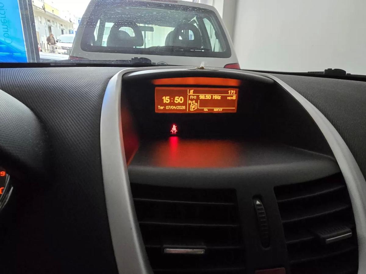 peugeot-207-2012-gasolina-1360cc