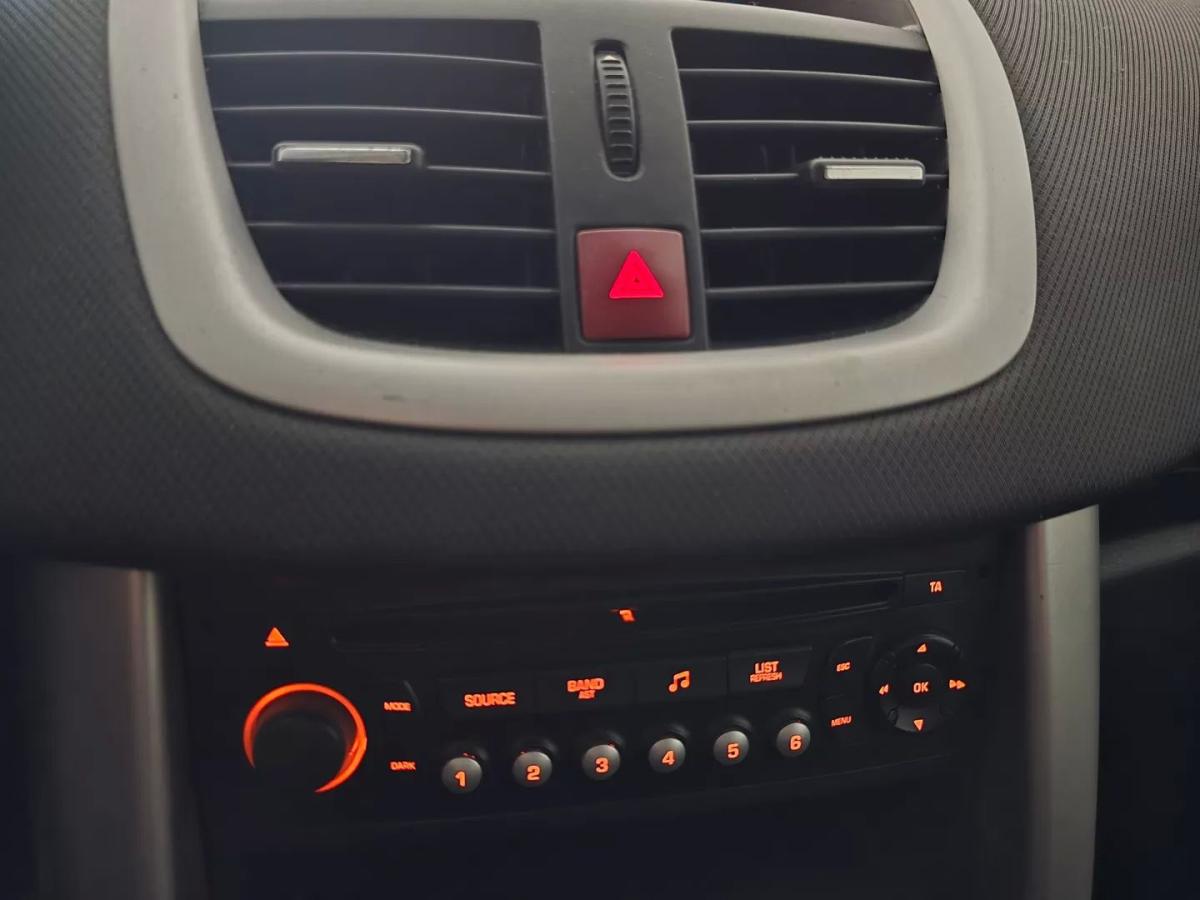 peugeot-207-2012-gasolina-1360cc