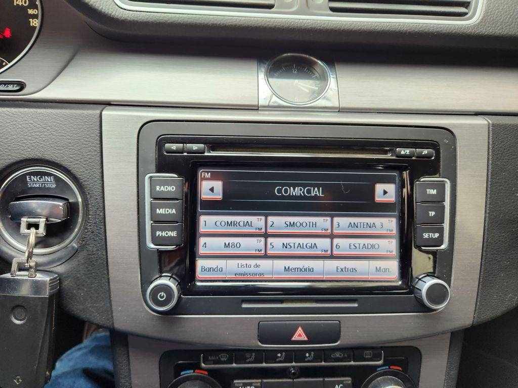 volkswagen-passat-1-6-tdi-bluemotion-2011-diesel-1598cc