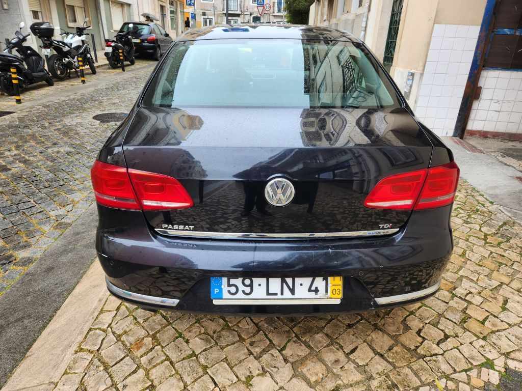 volkswagen-passat-1-6-tdi-bluemotion-2011-diesel-1598cc