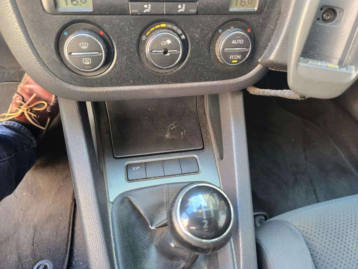 volkswagen-golf-2004-gasolina-1598cc