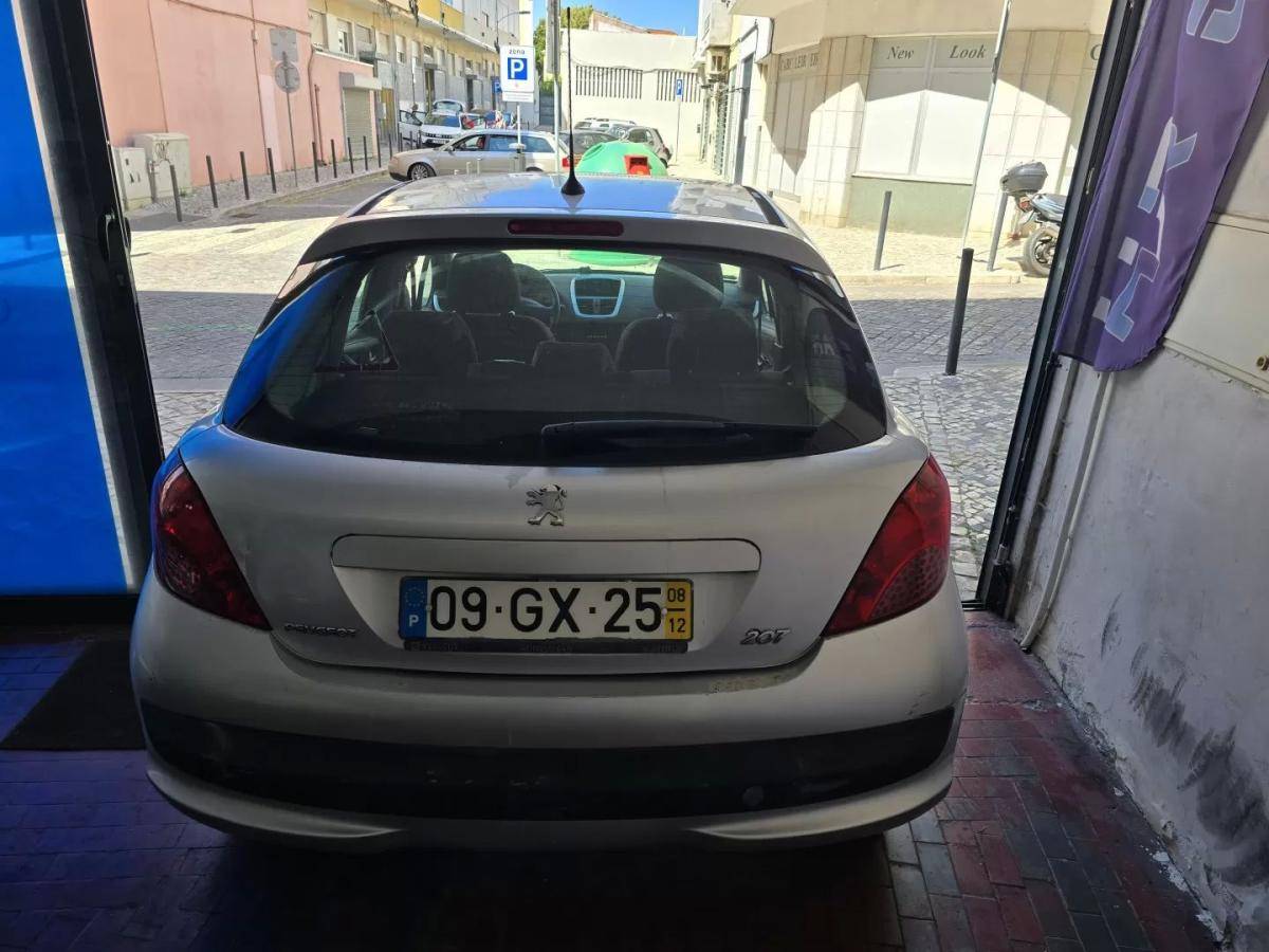 peugeot-207-2008-gasolina-1397cc
