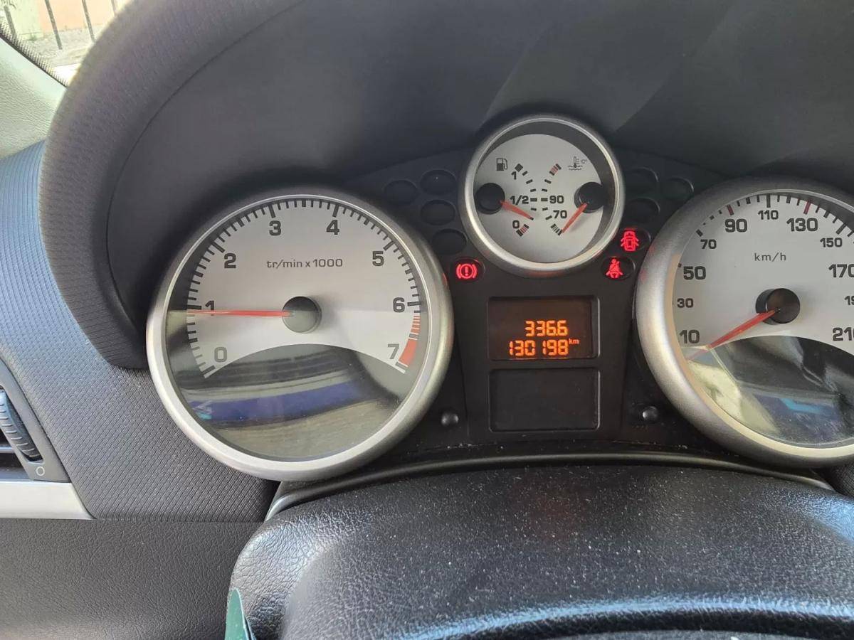 peugeot-207-2008-gasolina-1397cc