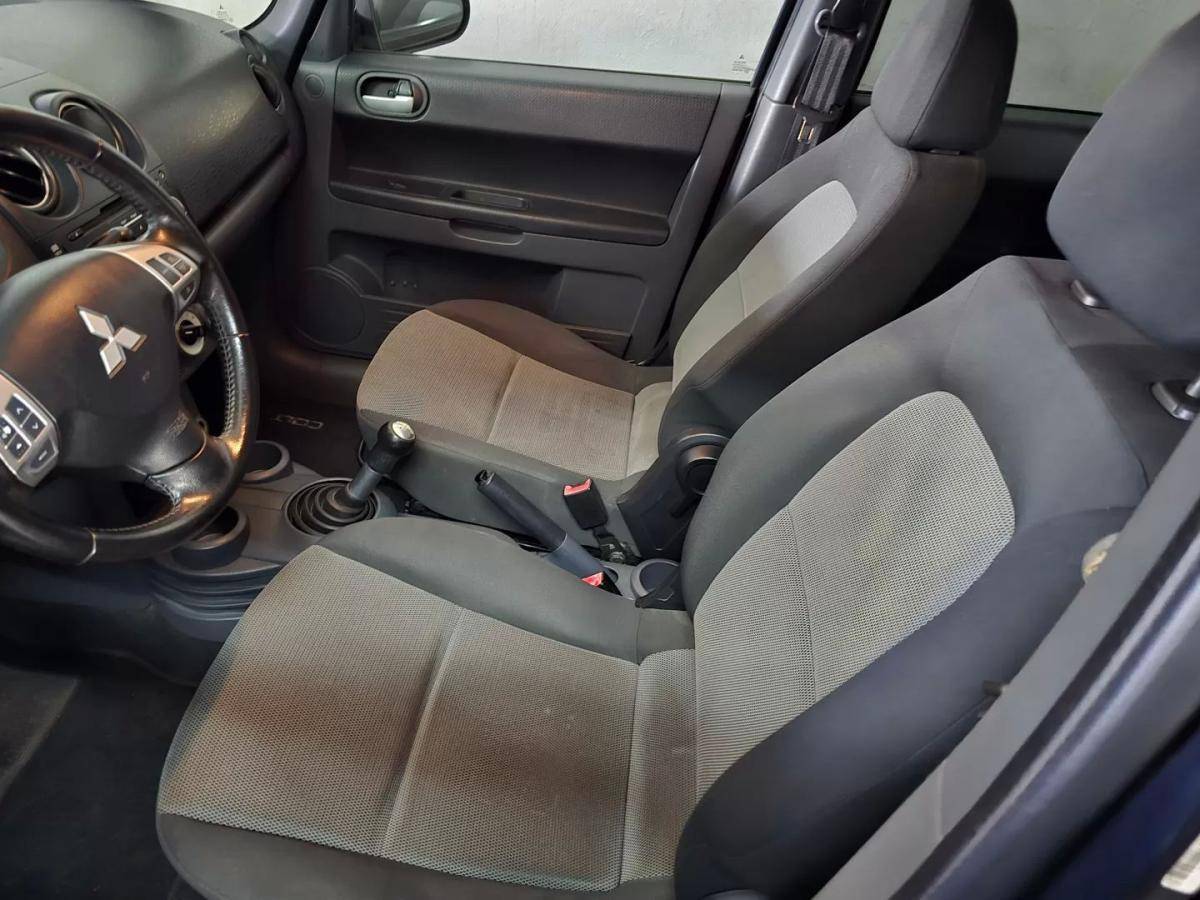 mitsubishi-colt-2013-gasolina-1332cc