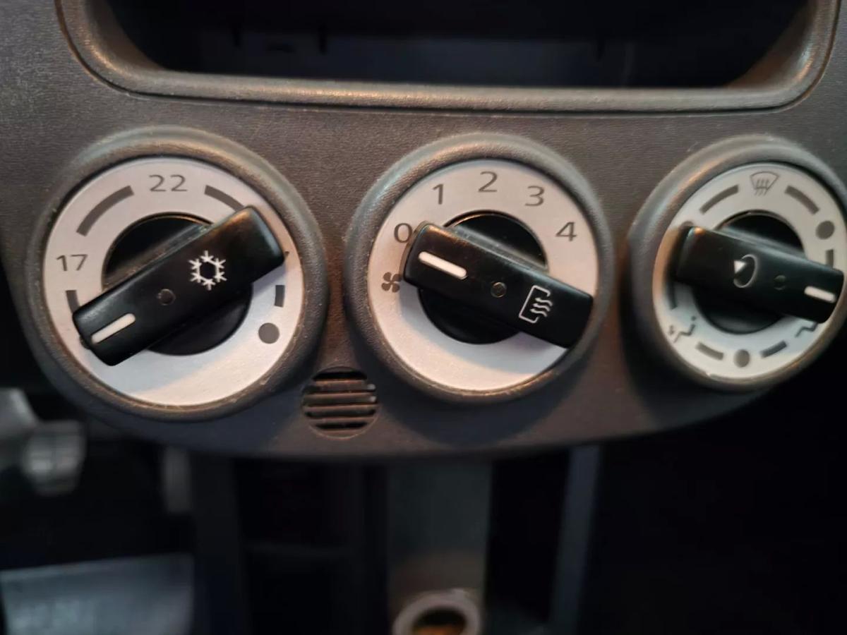 mitsubishi-colt-2013-gasolina-1332cc