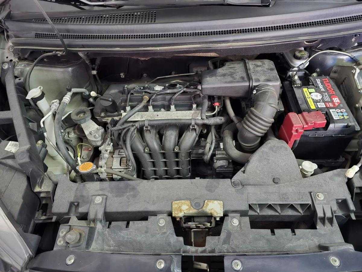 mitsubishi-colt-2013-gasolina-1332cc