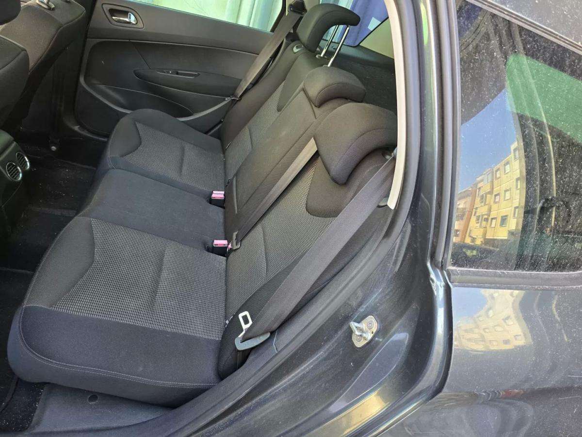 peugeot-308-sw-2013-diesel-1560cc