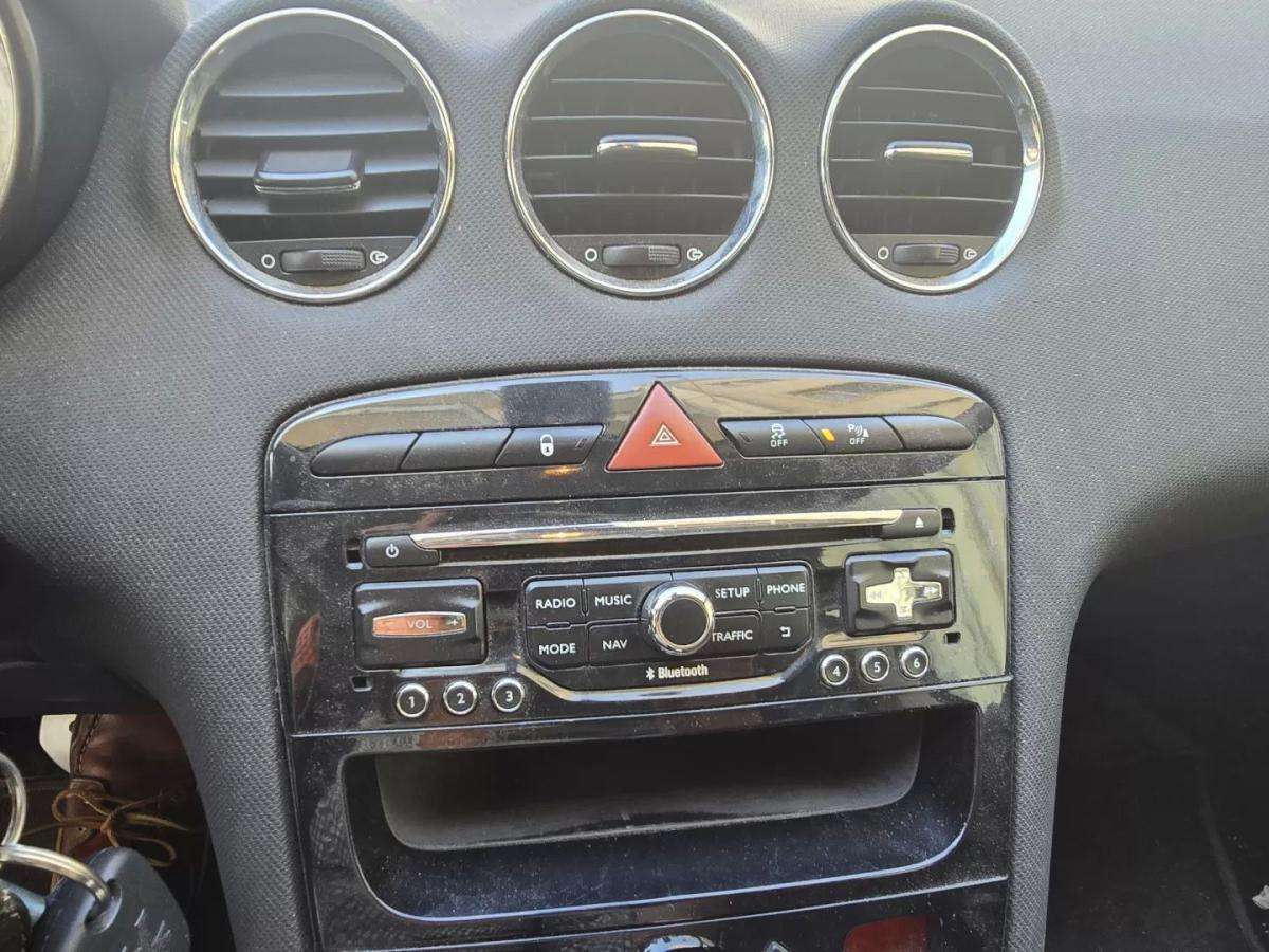 peugeot-308-sw-2013-diesel-1560cc
