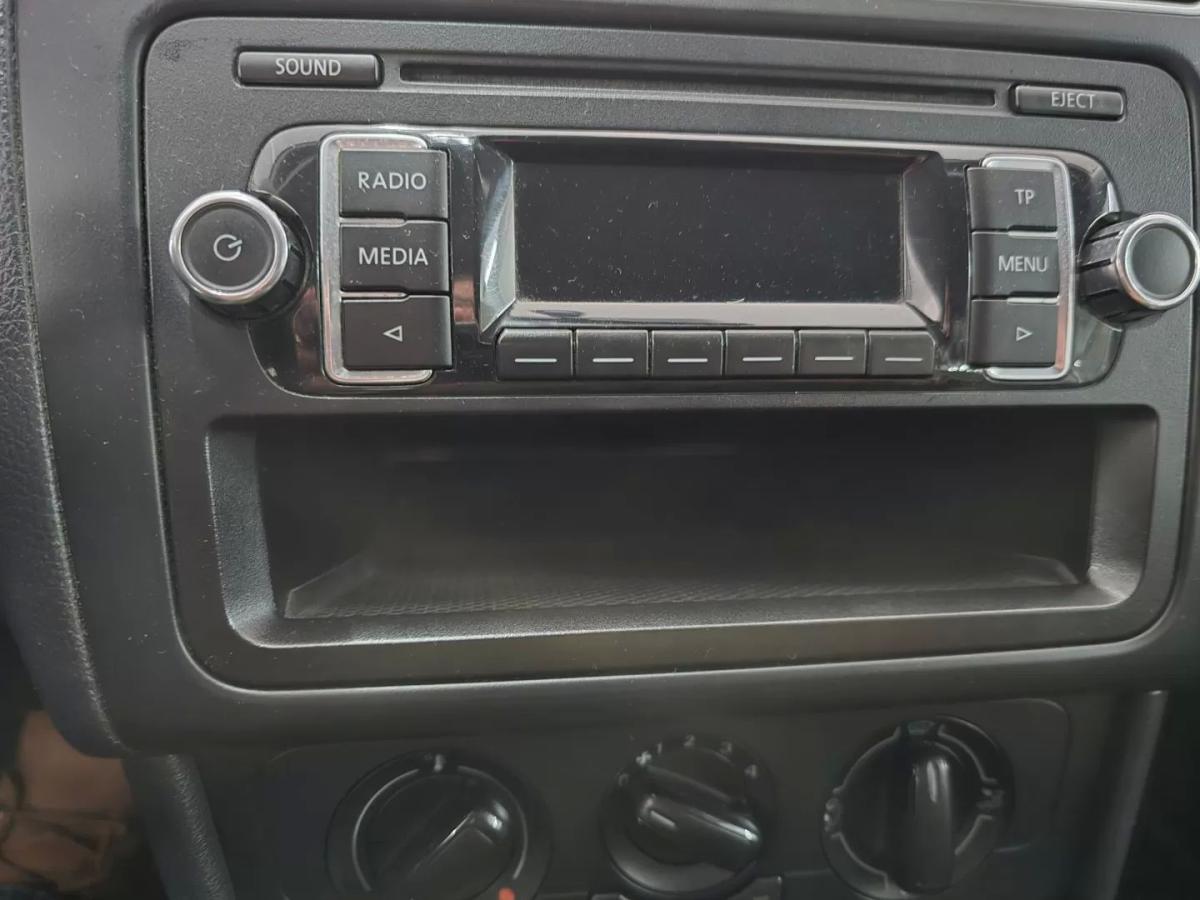 volkswagen-polo-2013-diesel-1199cc