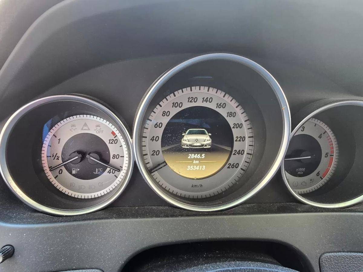 mercedes-benz-classe-c-2011-diesel-2143cc