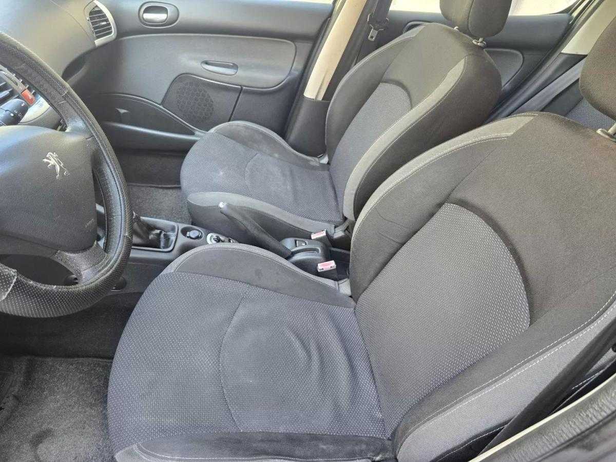 peugeot-206-2011-gasolina-1124cc