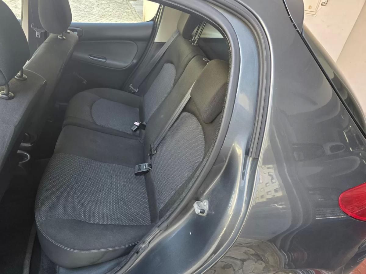 peugeot-206-2011-gasolina-1124cc