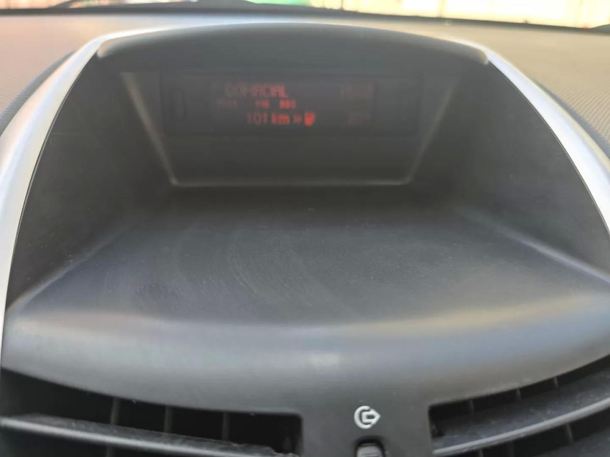 peugeot-206-2011-gasolina-1124cc