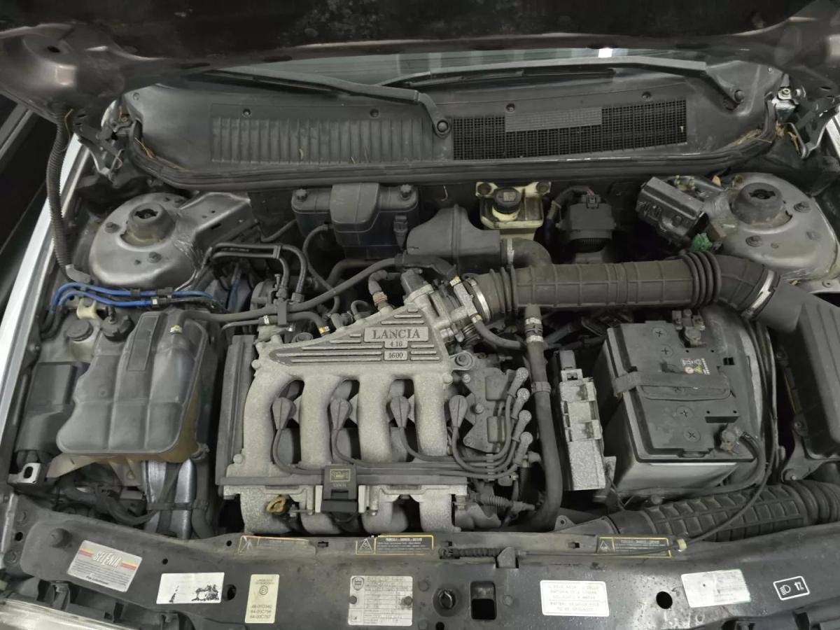 lancia-delta-1998-gasolina-1581cc