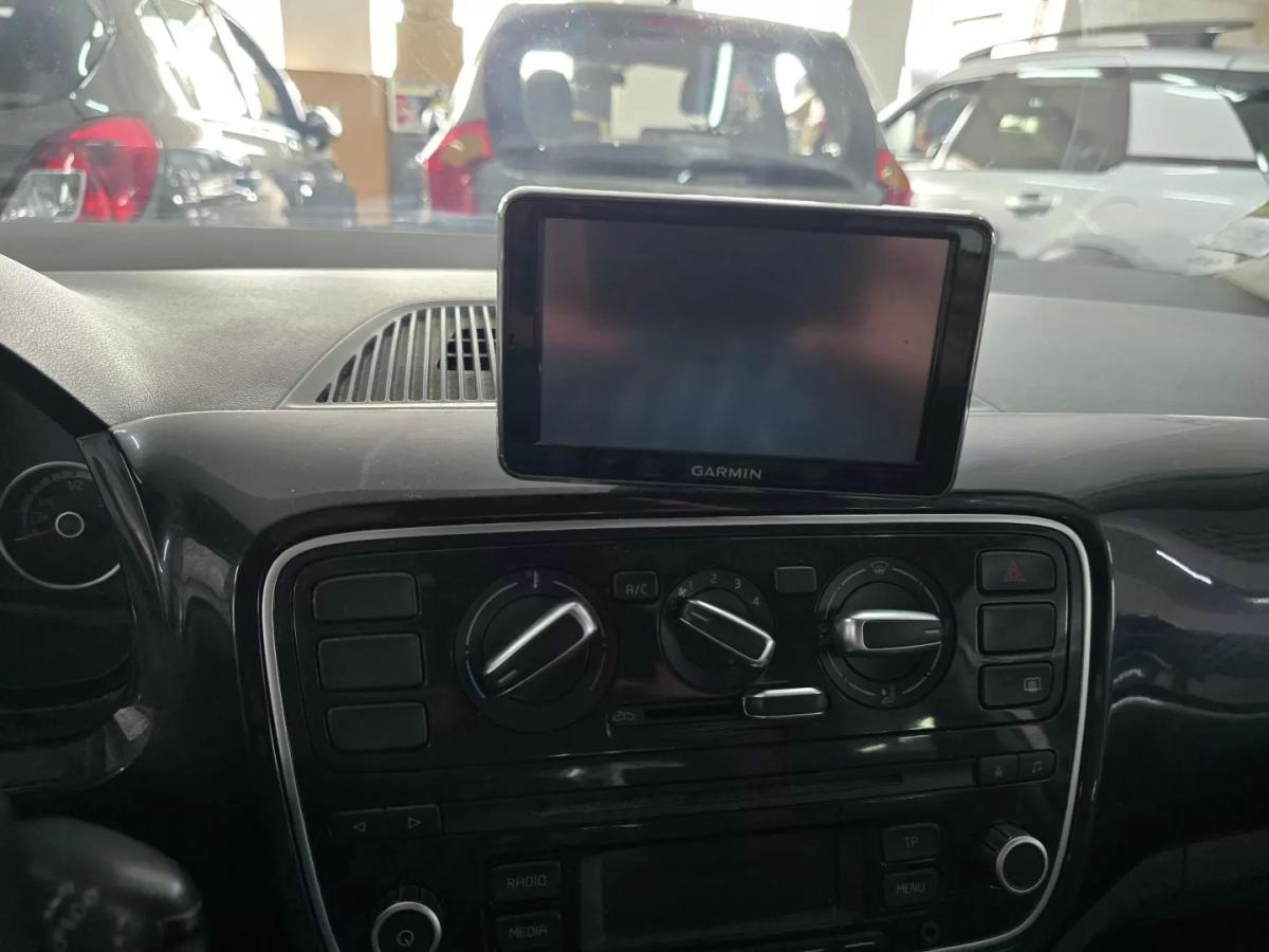 volkswagen-up-2013-gasolina-999cc