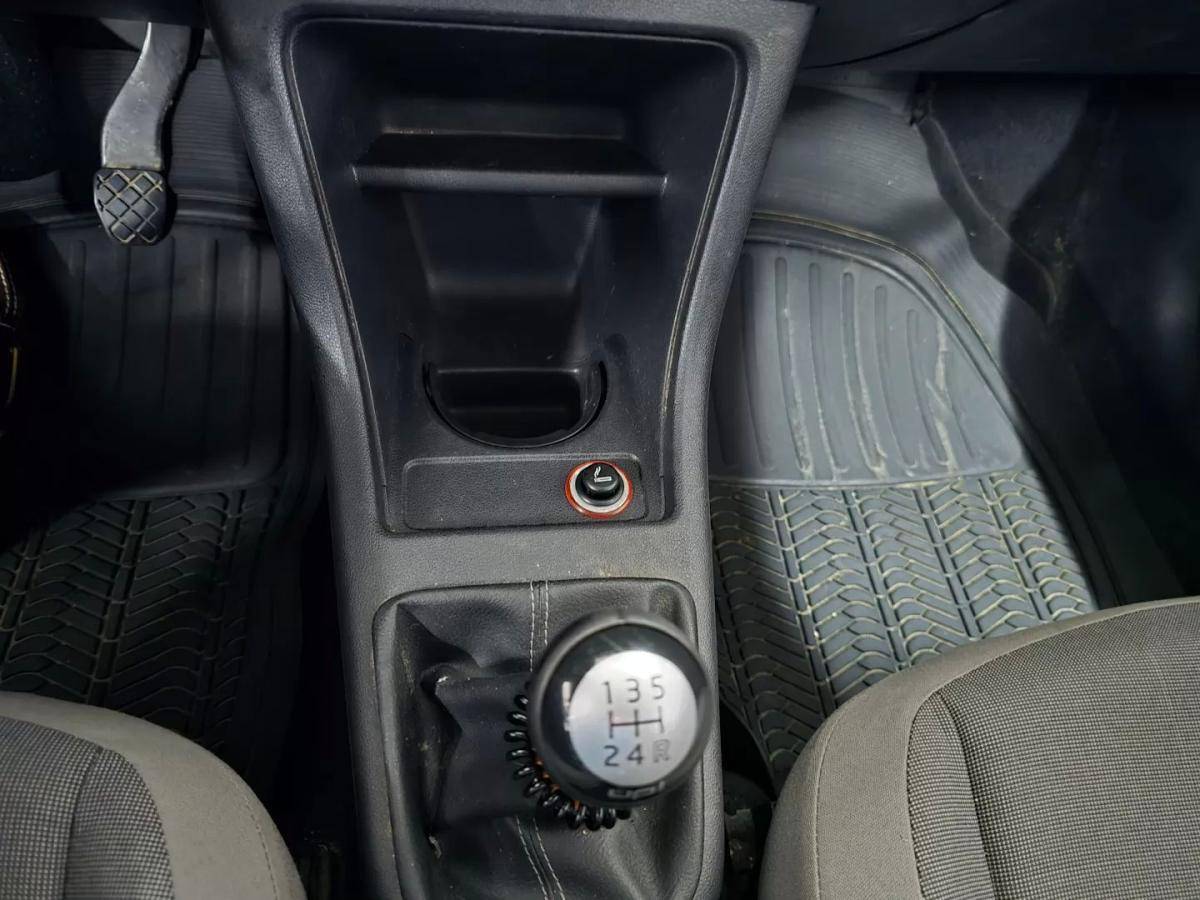 volkswagen-up-2013-gasolina-999cc