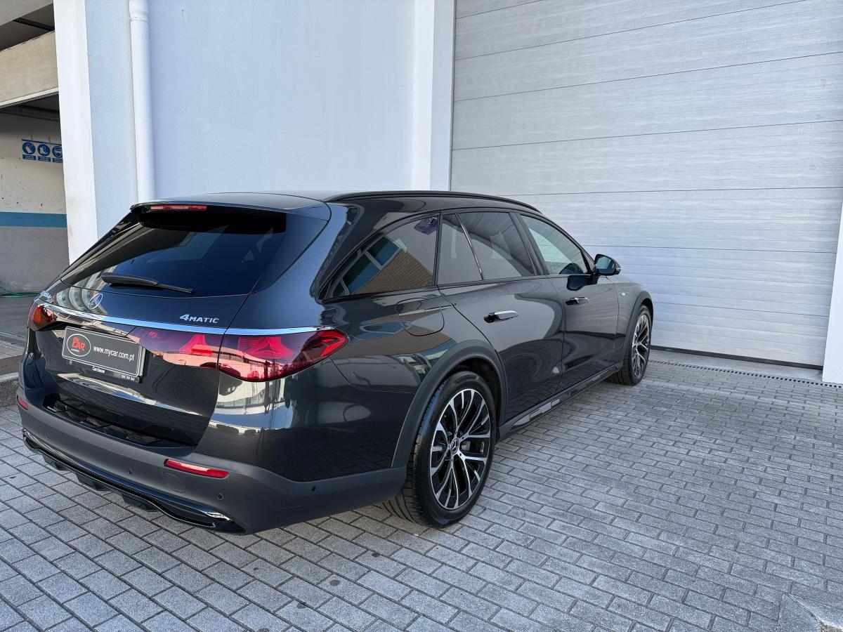 mercedes-benz-classe-e-e-300-d-e-4matic-2025-hibrido-plug-in-1993cc