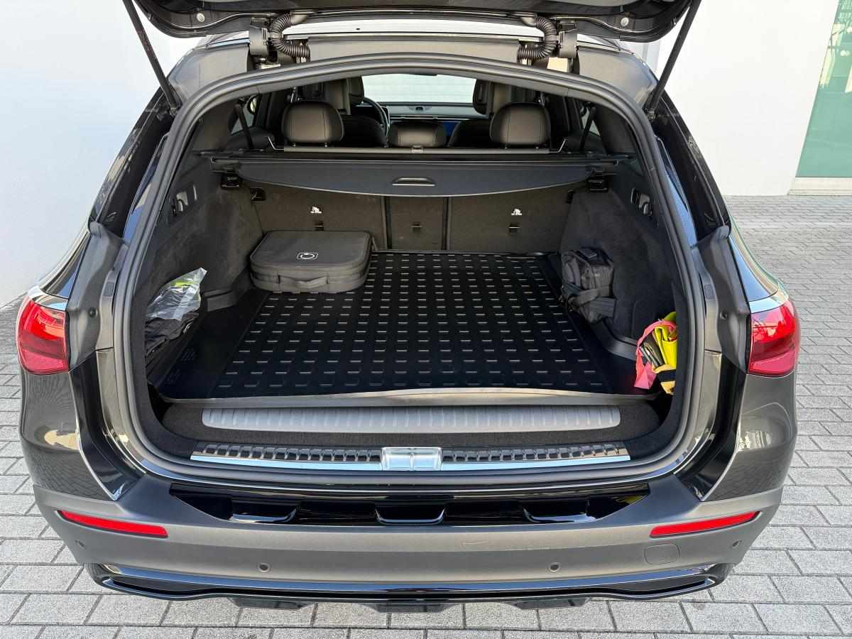 mercedes-benz-classe-e-e-300-d-e-4matic-2025-hibrido-plug-in-1993cc