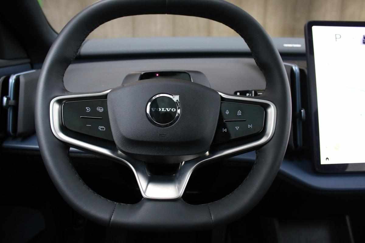 volvo-ex30-69-kwh-2024-eletrico
