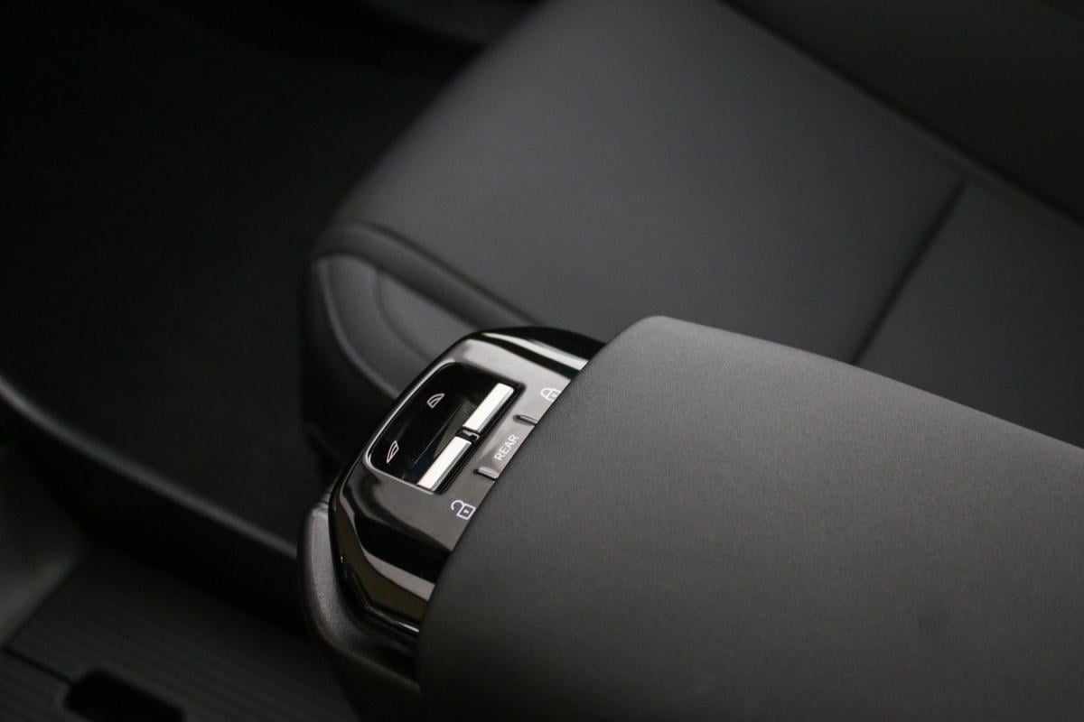 volvo-ex30-69-kwh-2024-eletrico