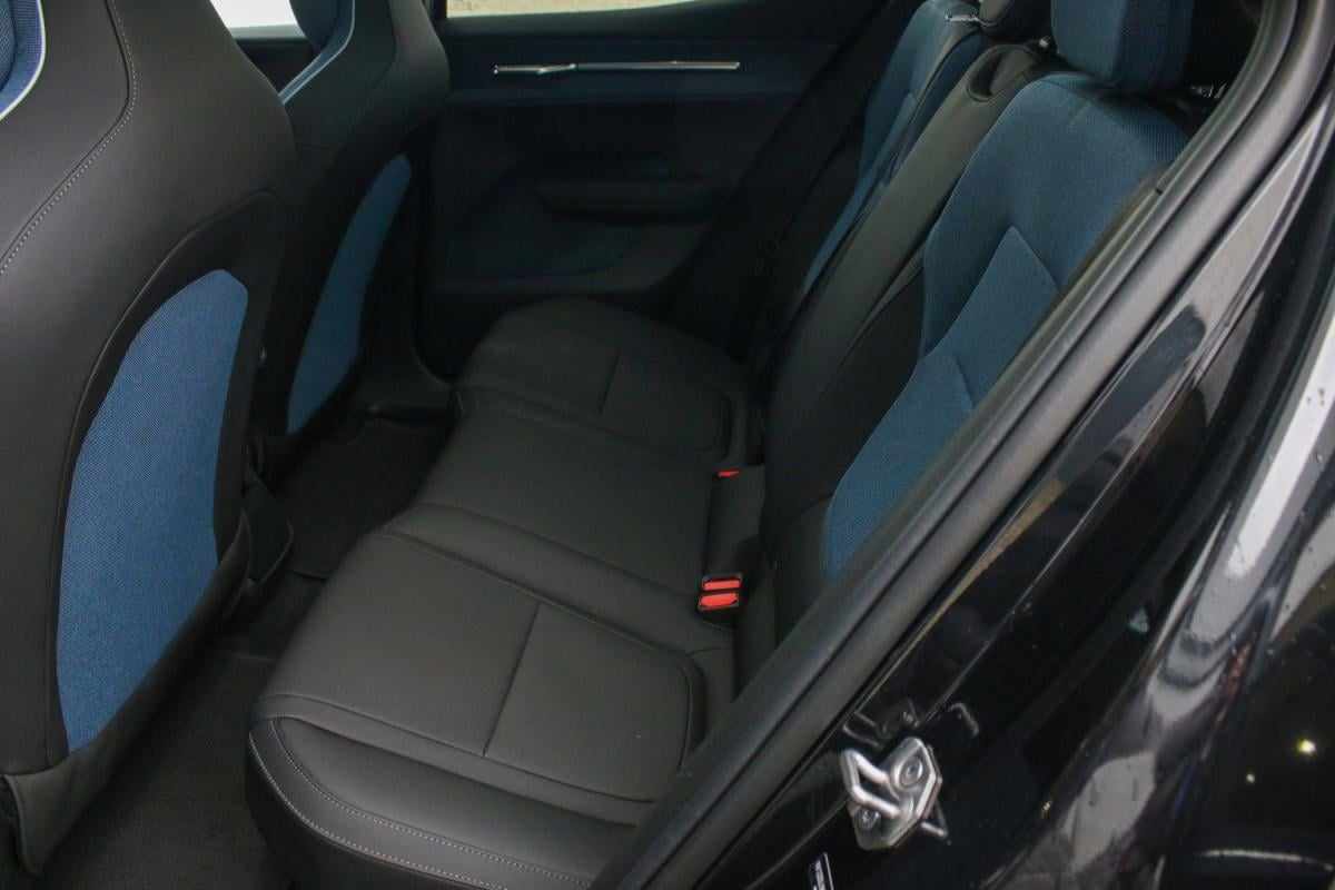 volvo-ex30-69-kwh-2024-eletrico