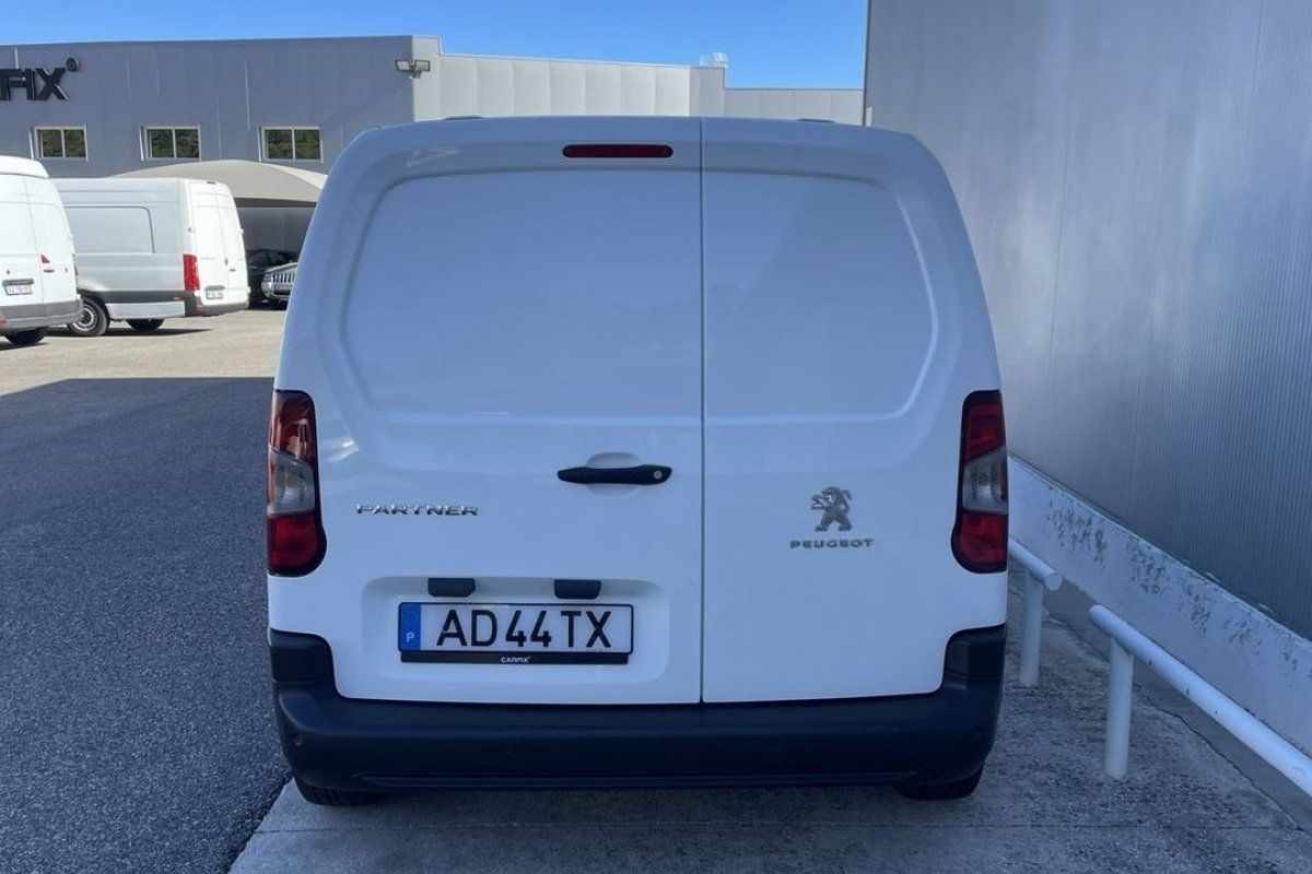 peugeot-partner-2020-diesel-1499cc